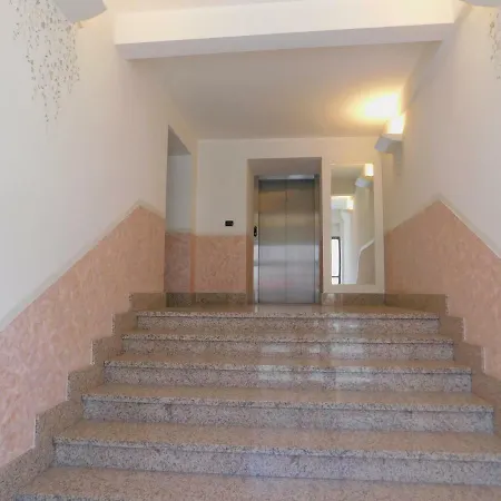 Apartment Fratelli Asquasciati 53 - 012 Sanremo